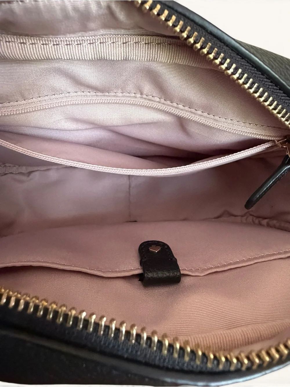 kate spade Black Pebbled Leather Camera Infinite Bag with Gold Hardware